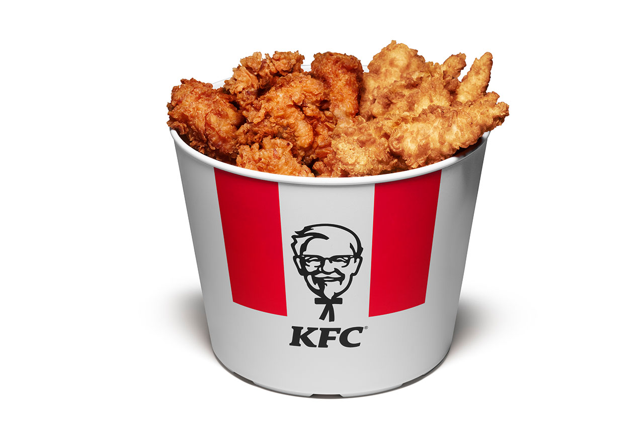 BUCKET MIX TENDERS + HOT WINGS 7/16